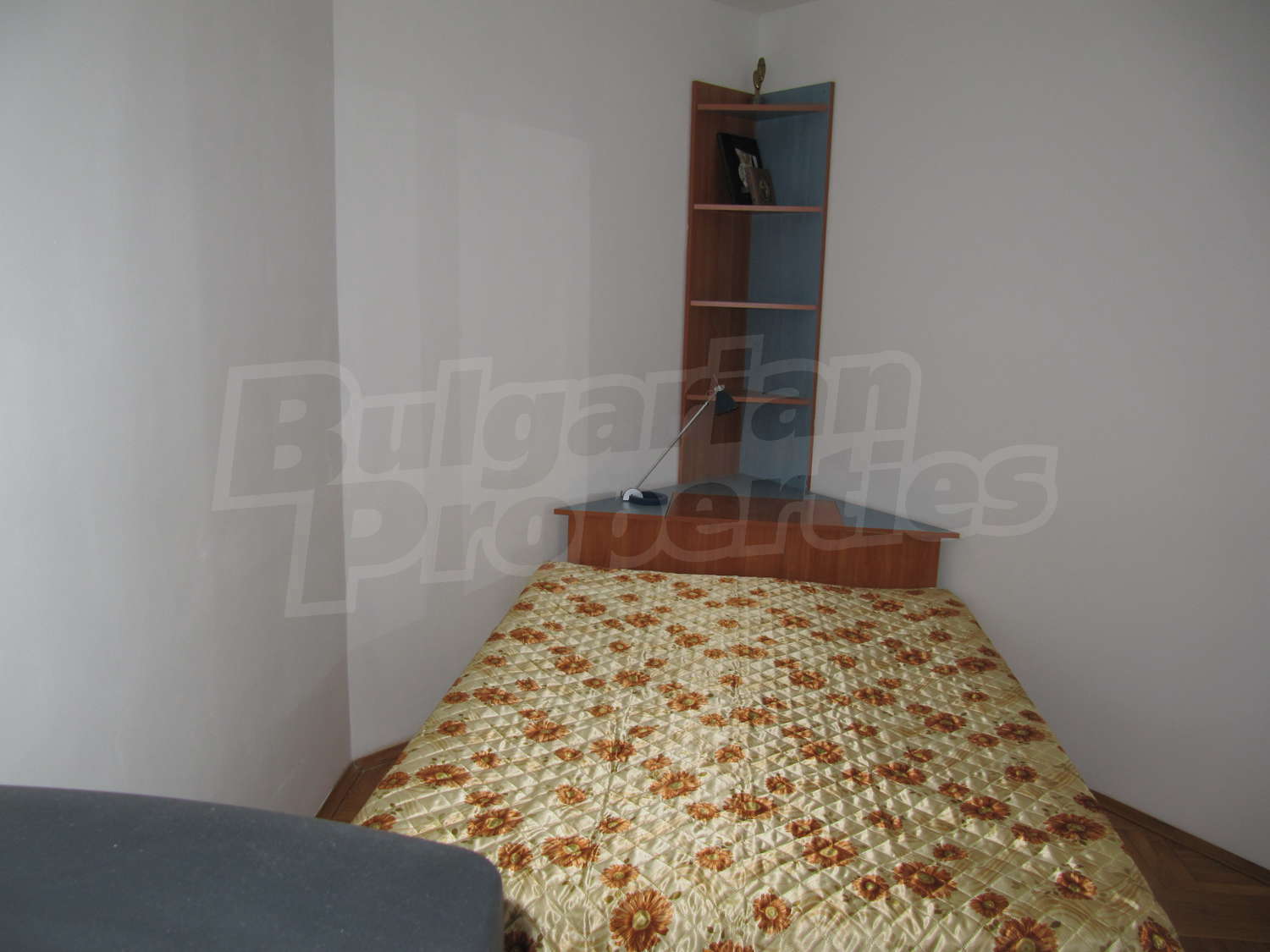 Gallery Picture 9