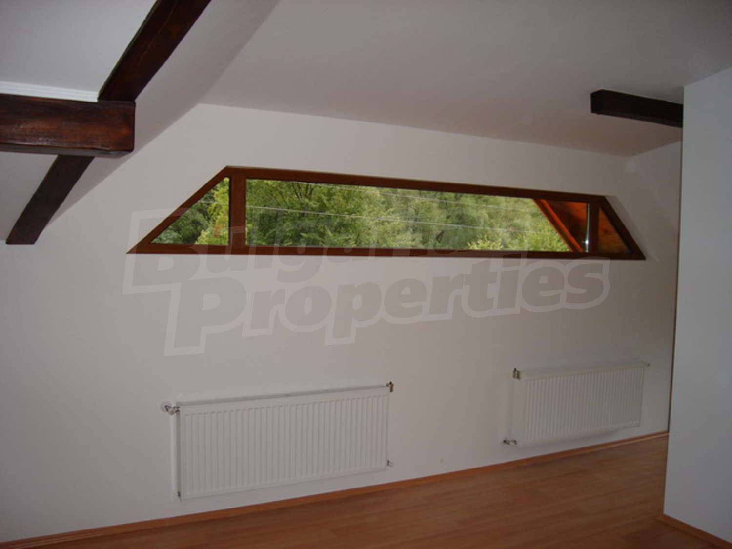 Gallery Picture 9