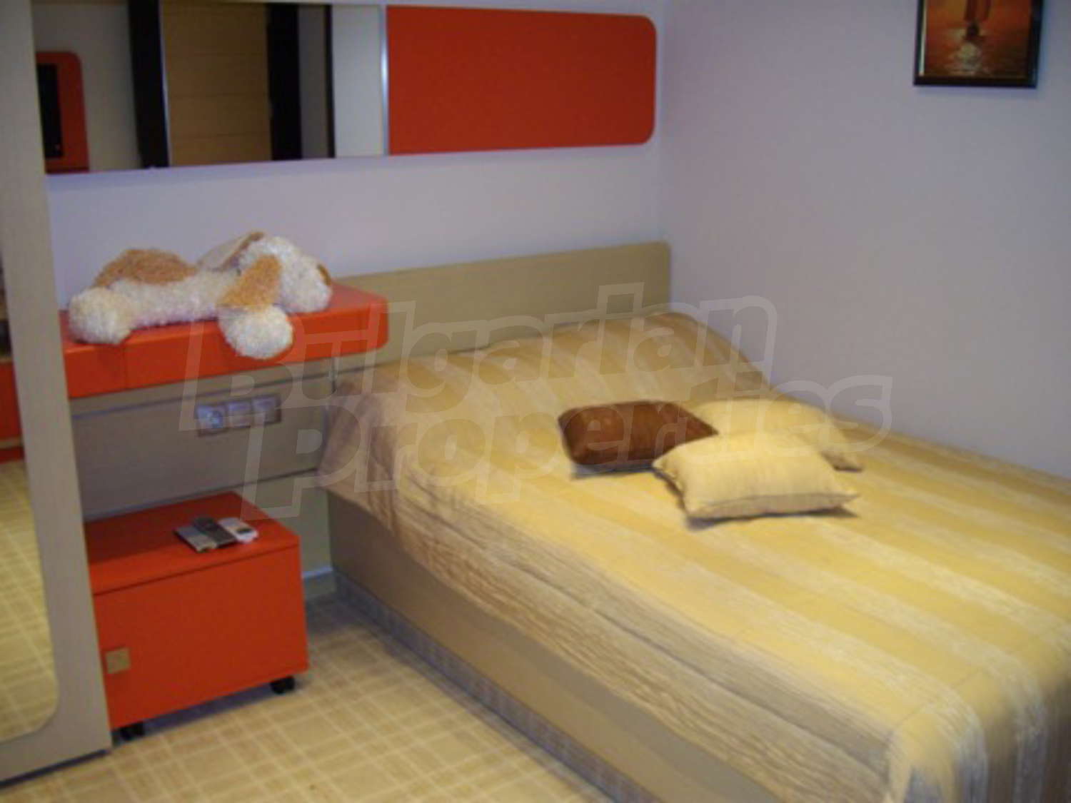 Gallery Picture 13