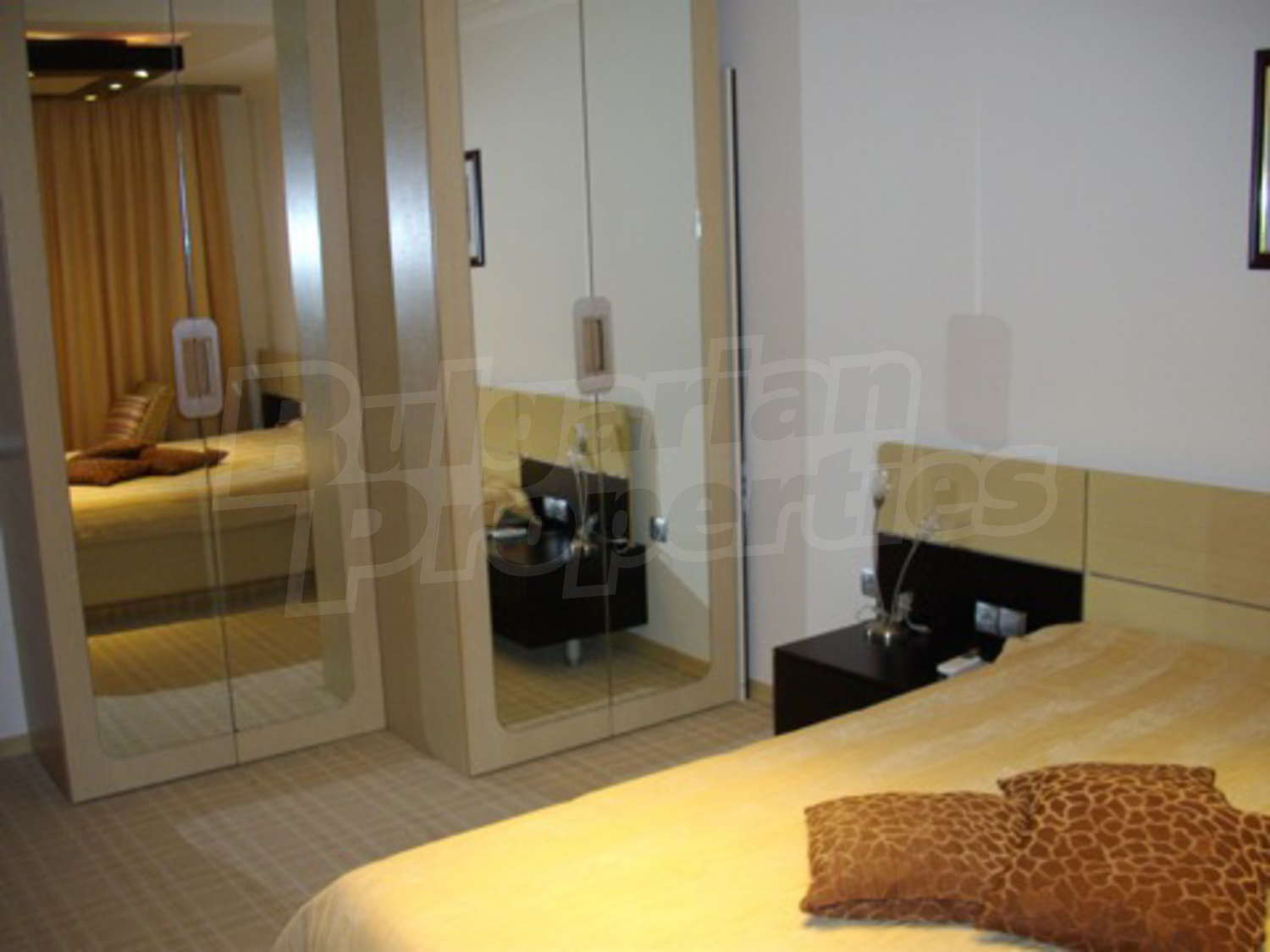 Gallery Picture 8