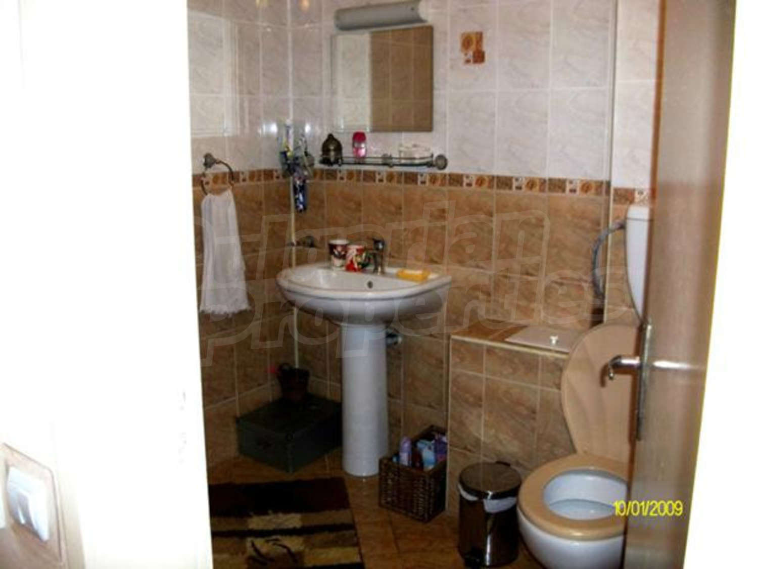 Gallery Picture 12