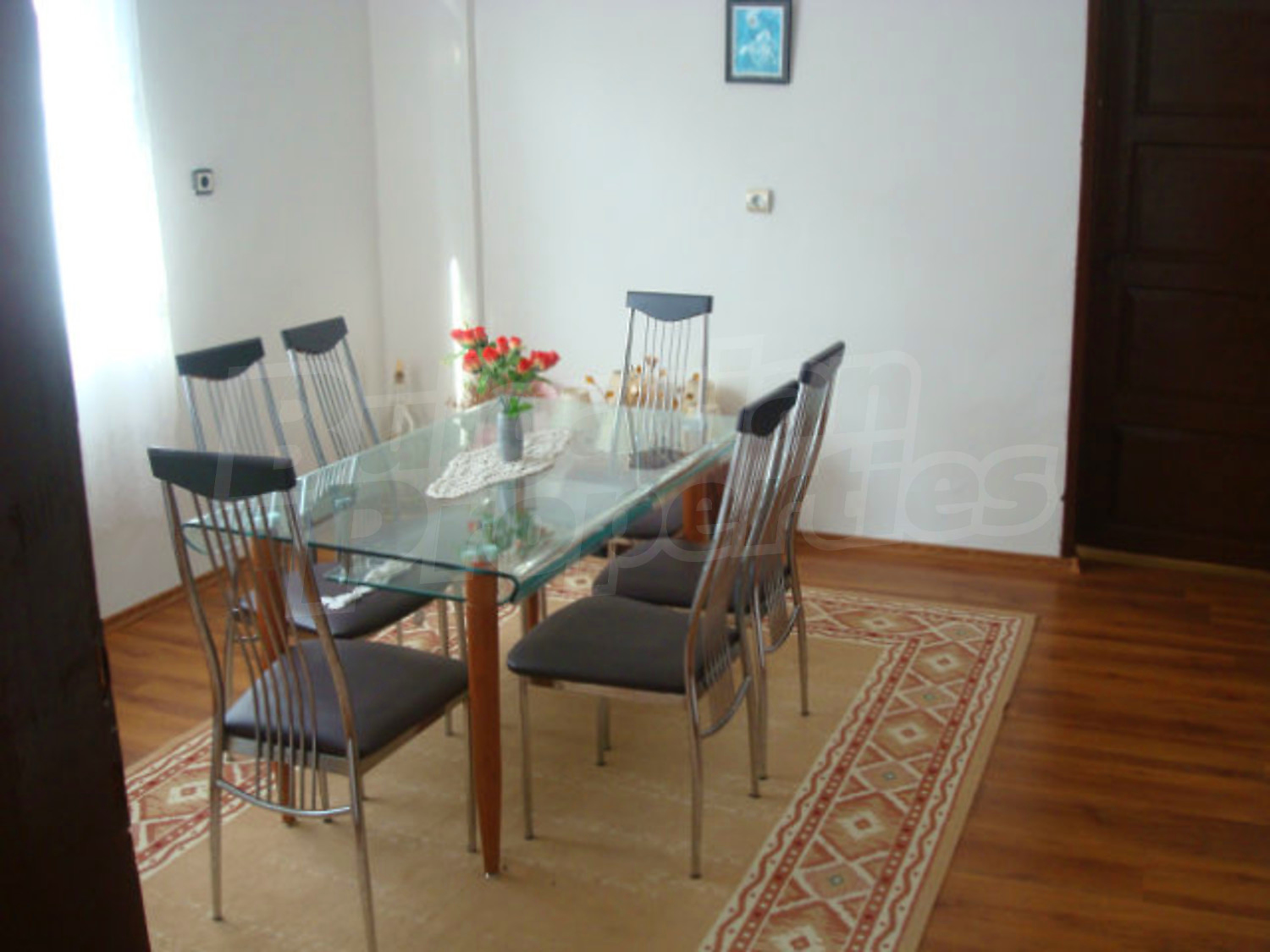 Gallery Picture 10