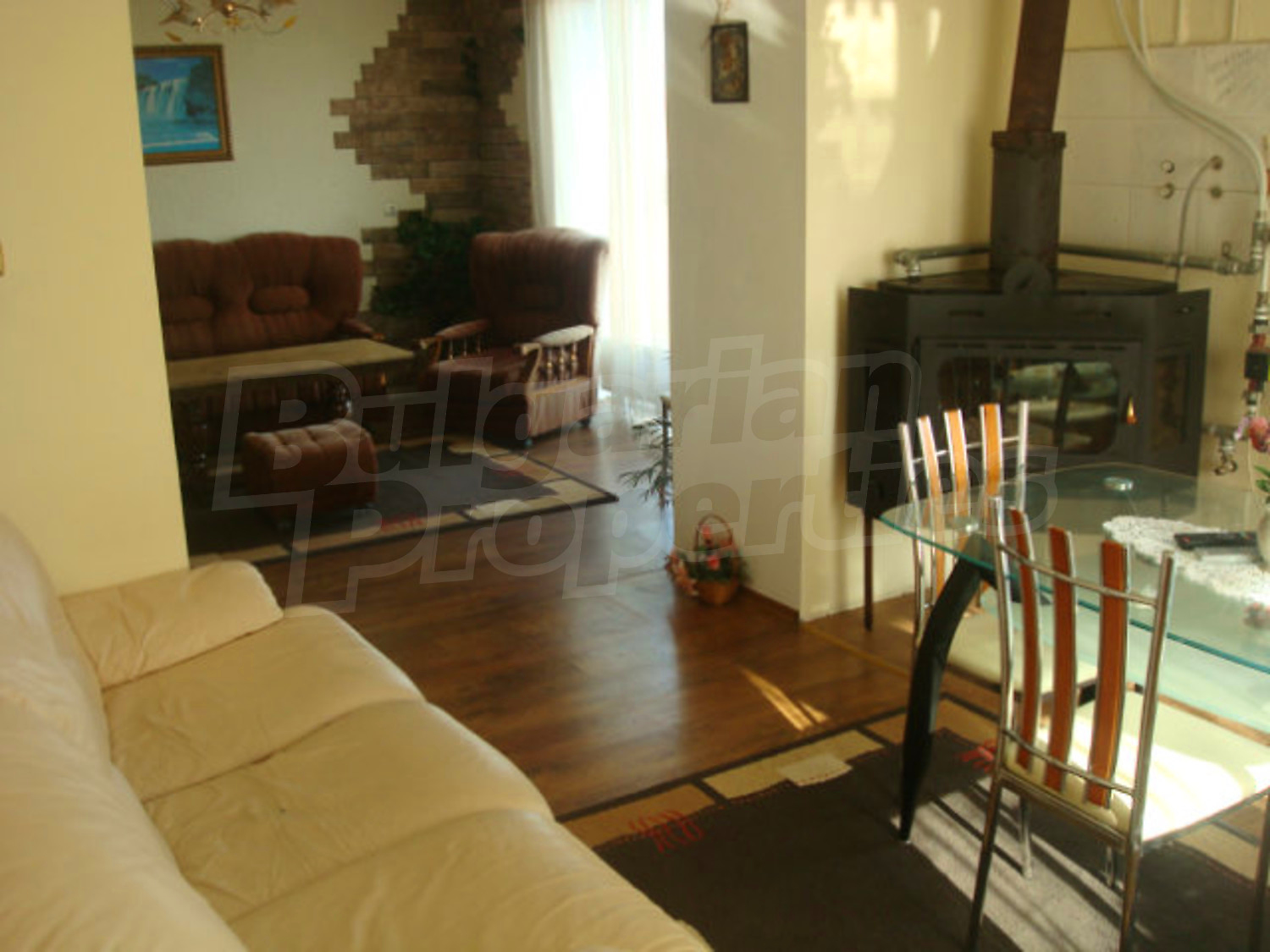 Gallery Picture 11