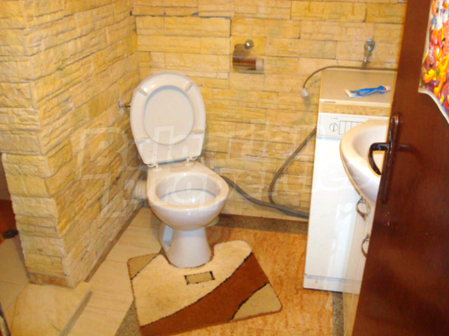 Gallery Picture 14