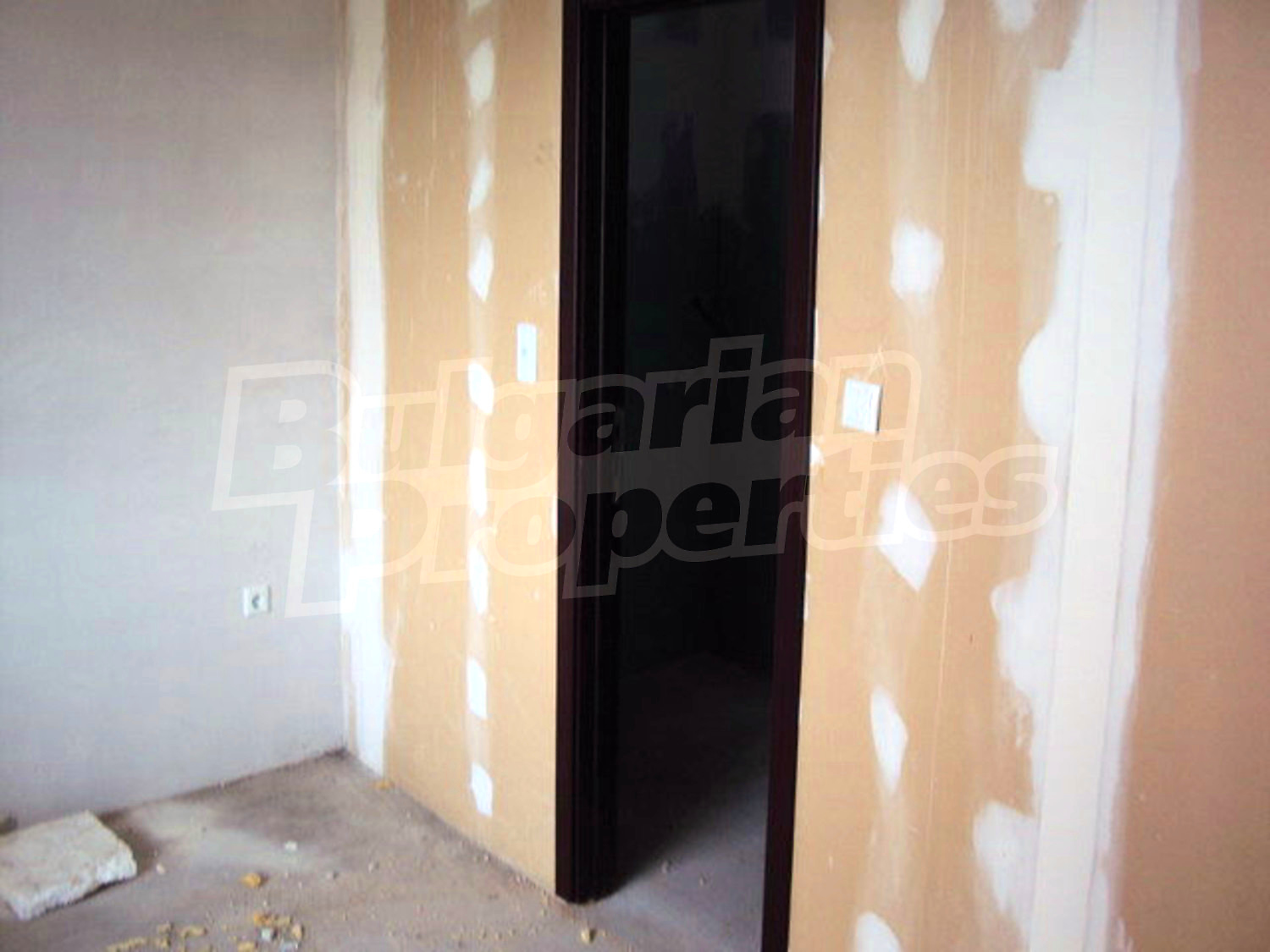 Gallery Picture 28