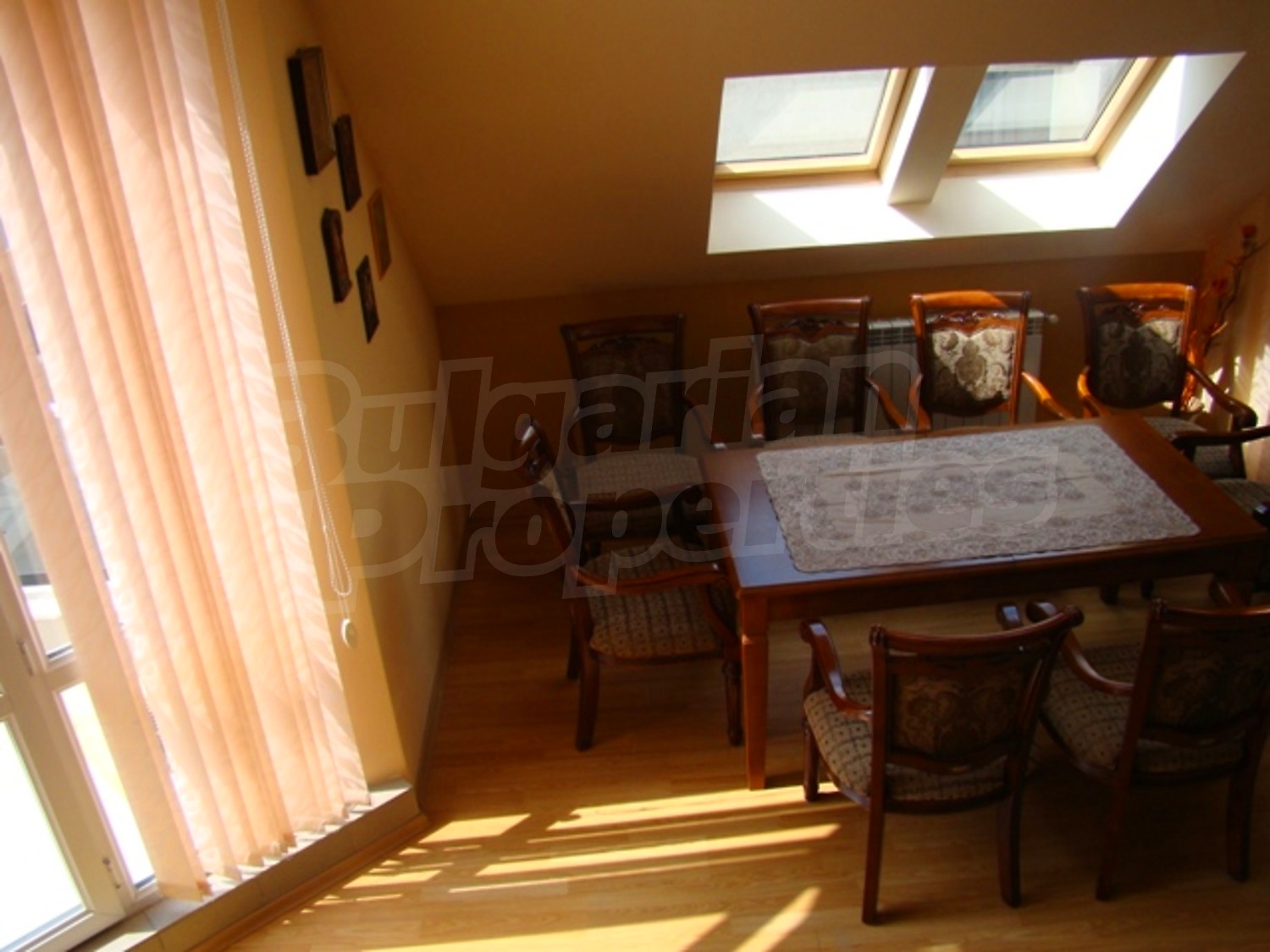 Gallery Picture 22
