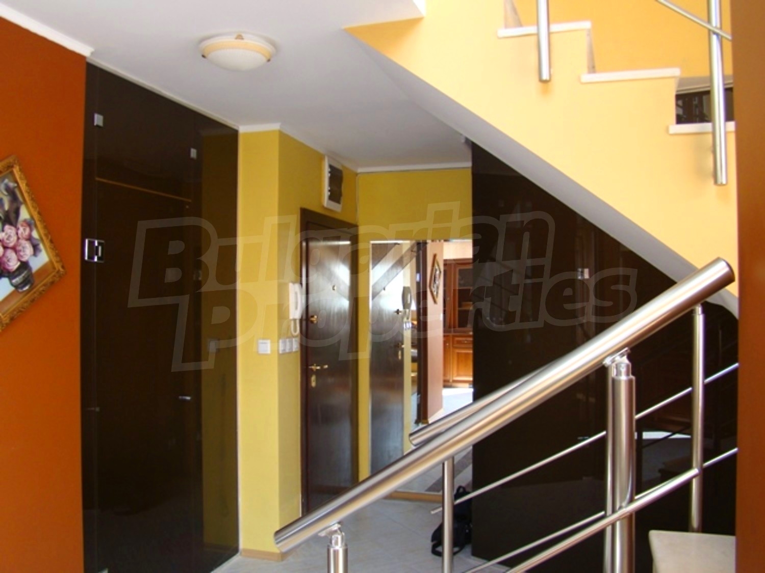 Gallery Picture 9
