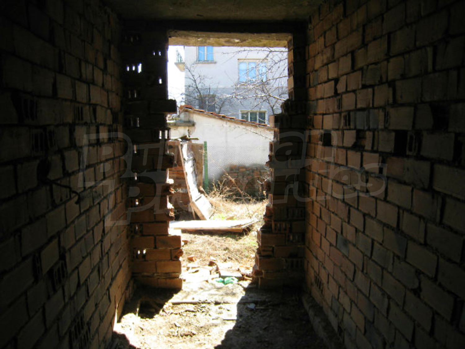Gallery Picture 13