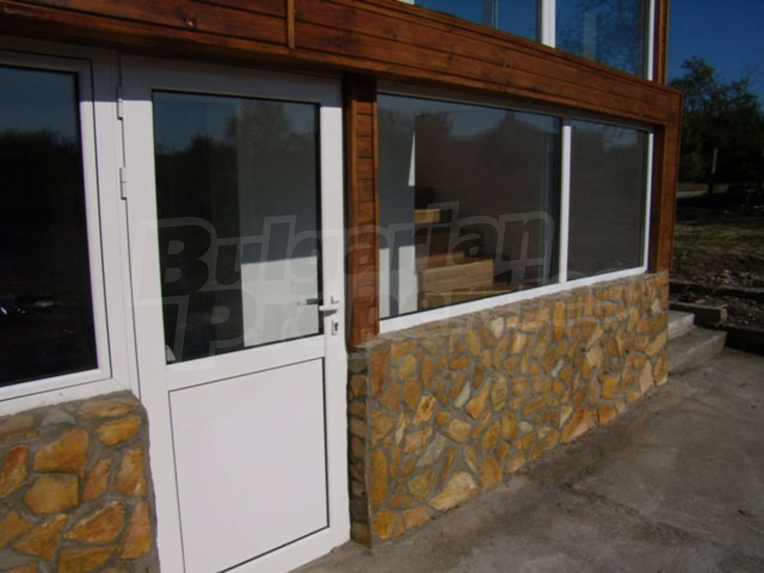 Gallery Picture 10