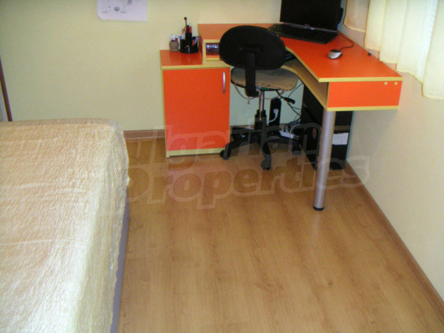 Gallery Picture 8