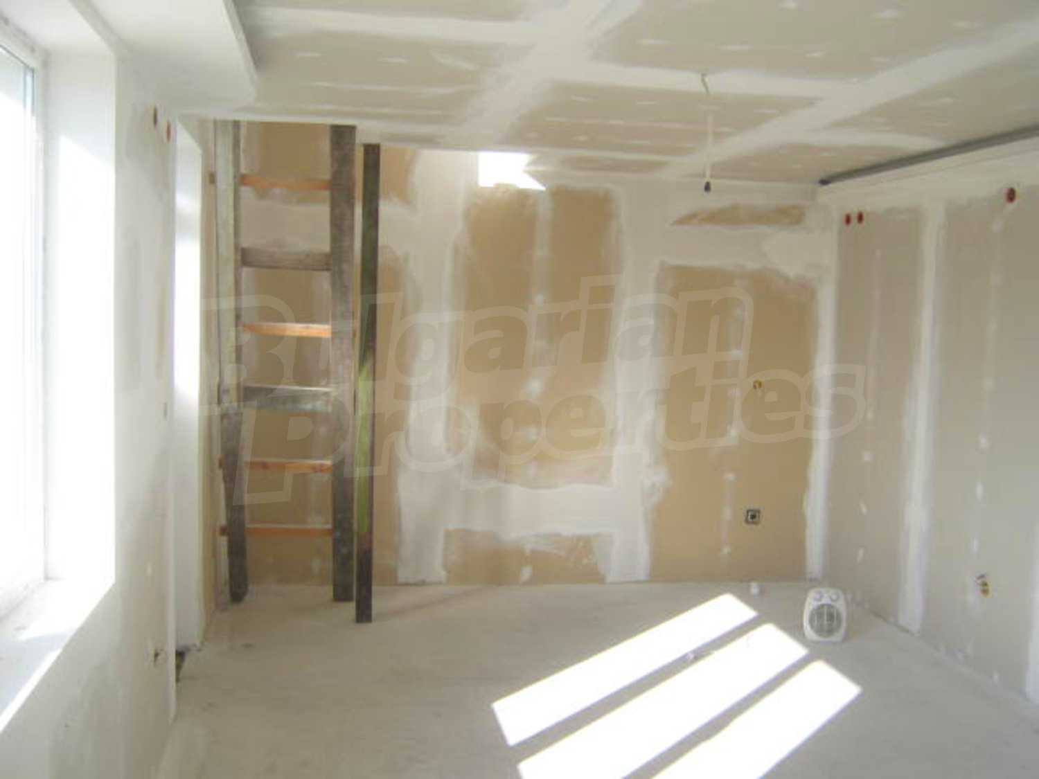 Gallery Picture 9