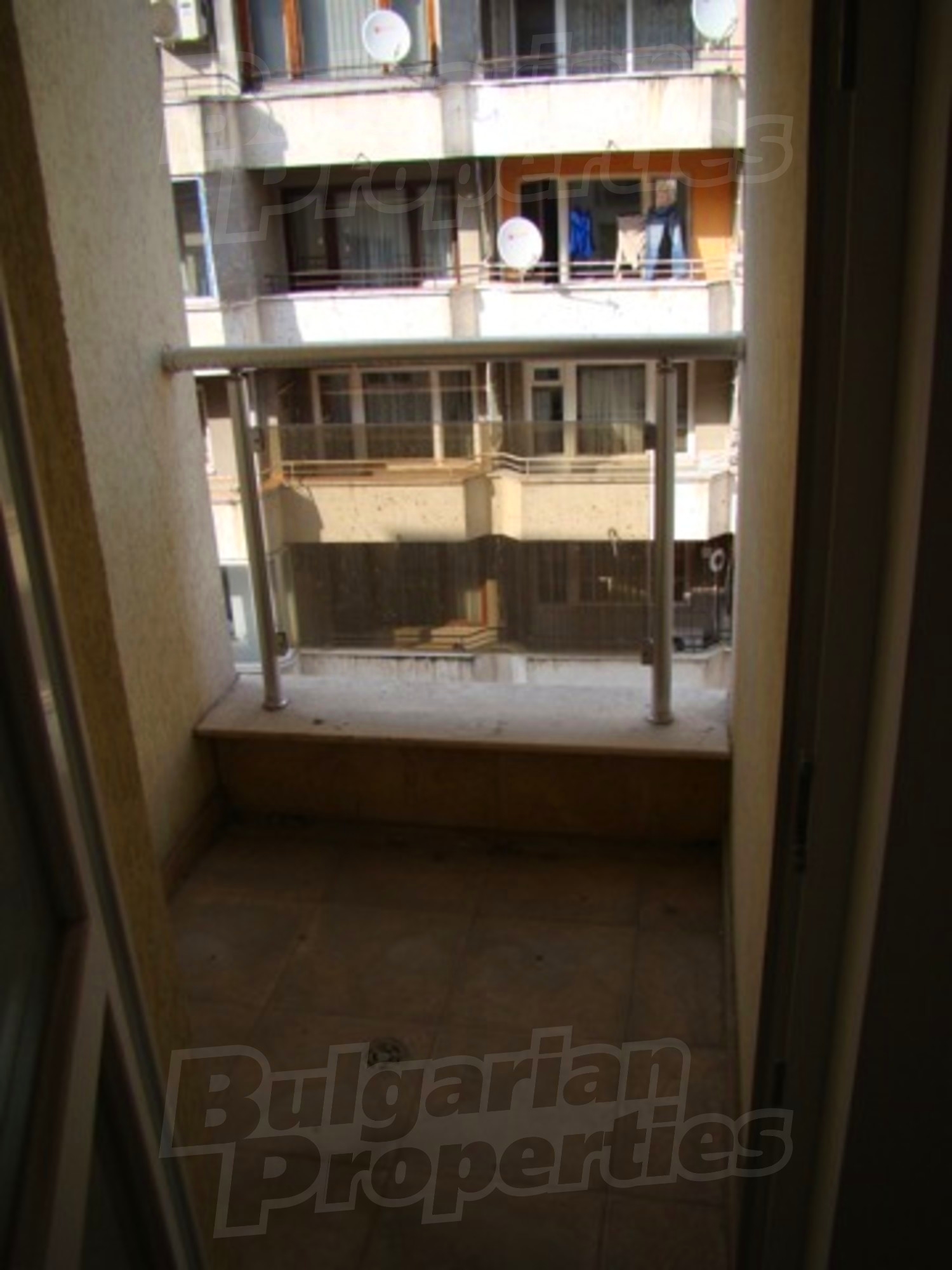 Gallery Picture 17