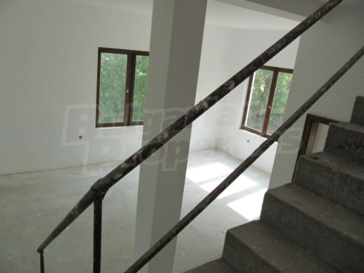 Gallery Picture 19