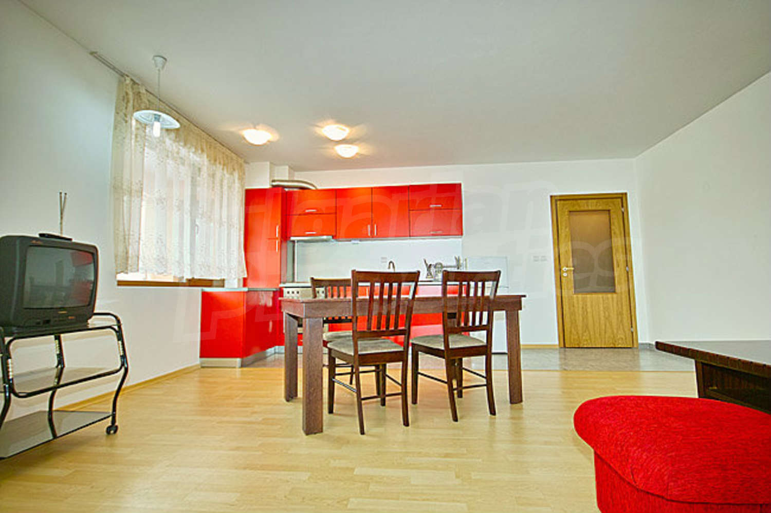 Gallery Picture 5