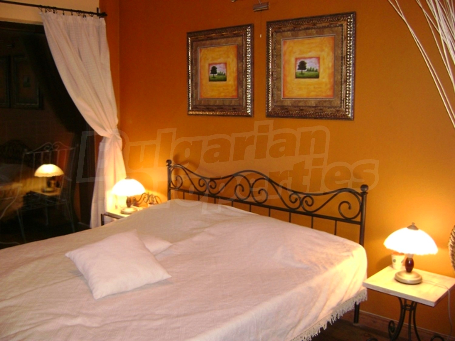 Gallery Picture 28