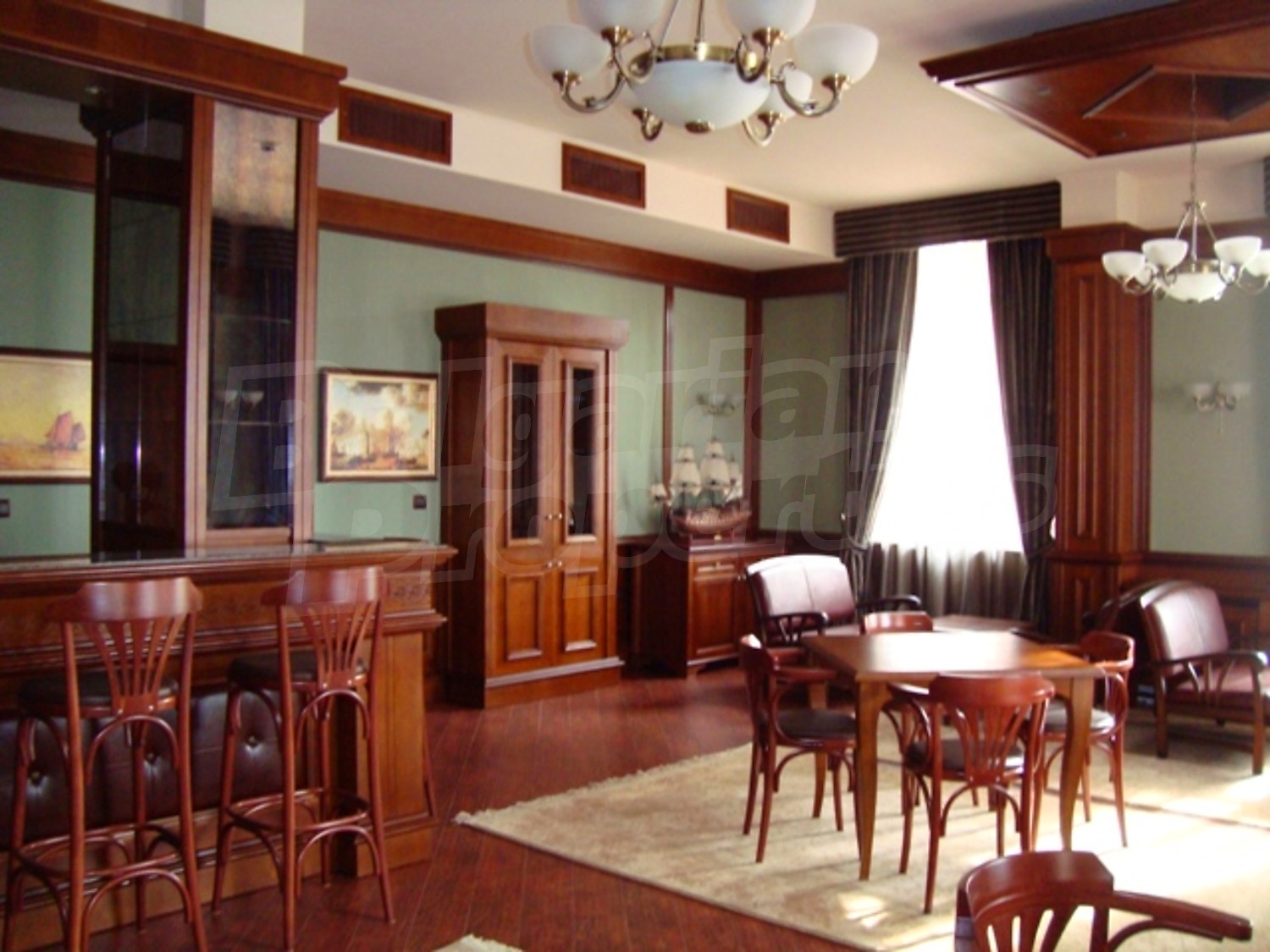 Gallery Picture 9
