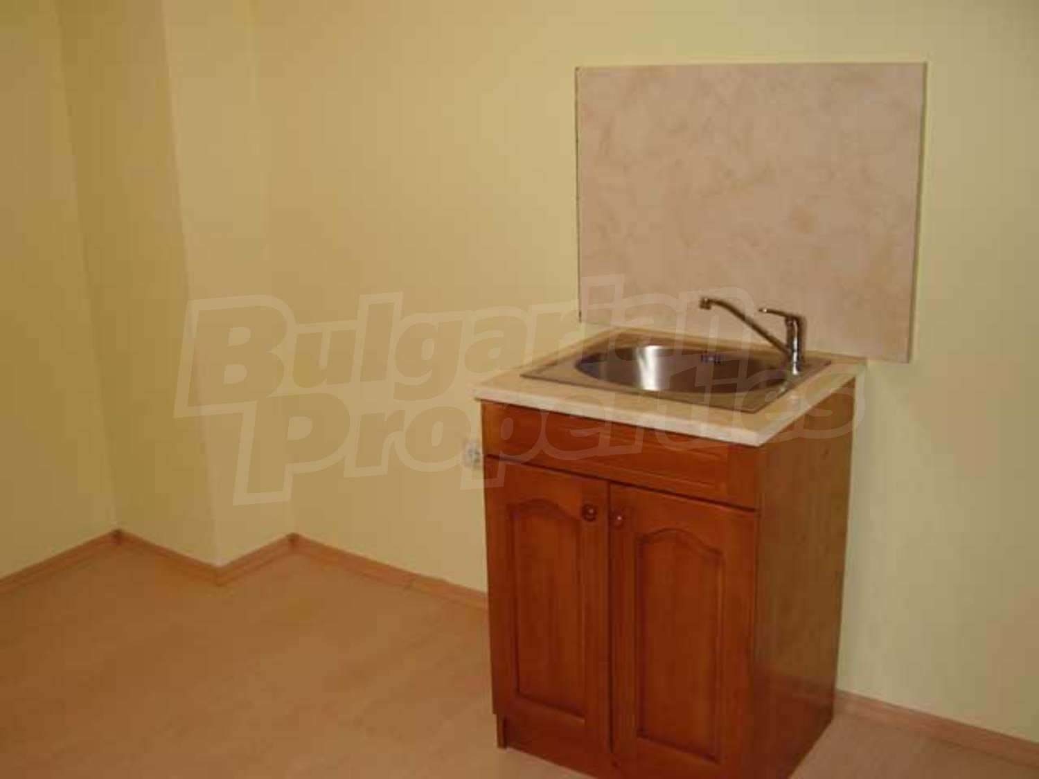 Gallery Picture 3