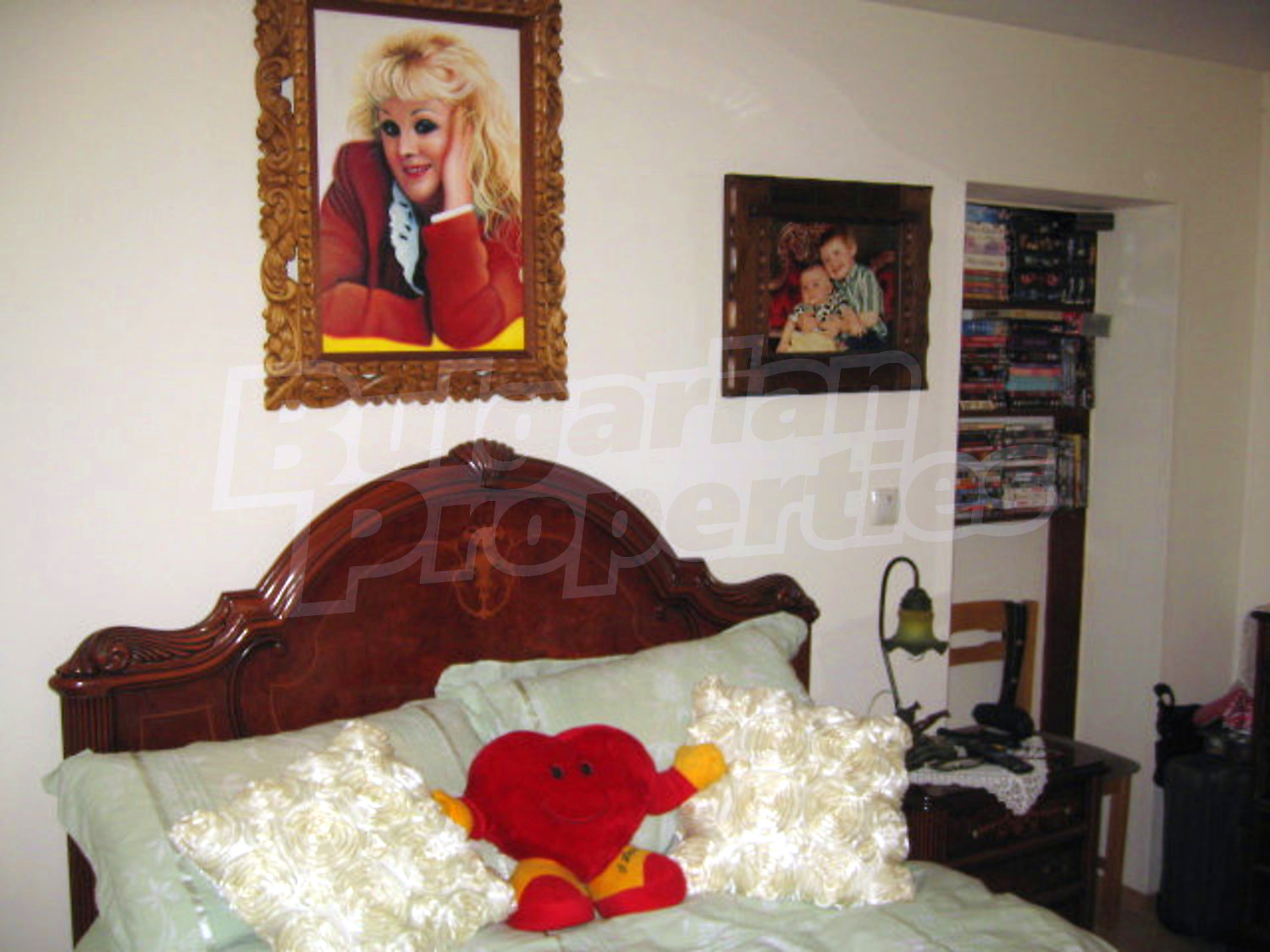 Gallery Picture 28