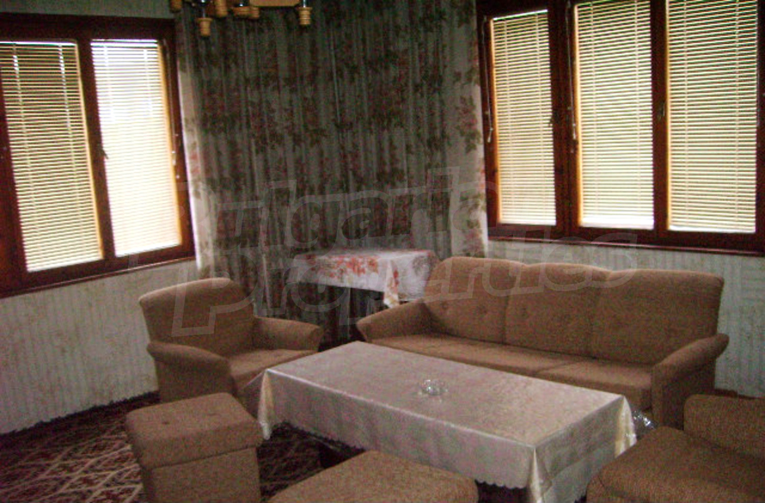 Gallery Picture 28