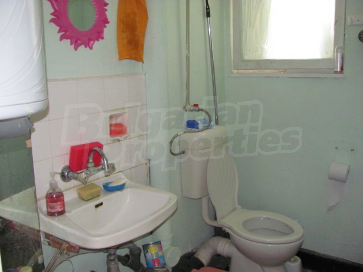 Gallery Picture 15