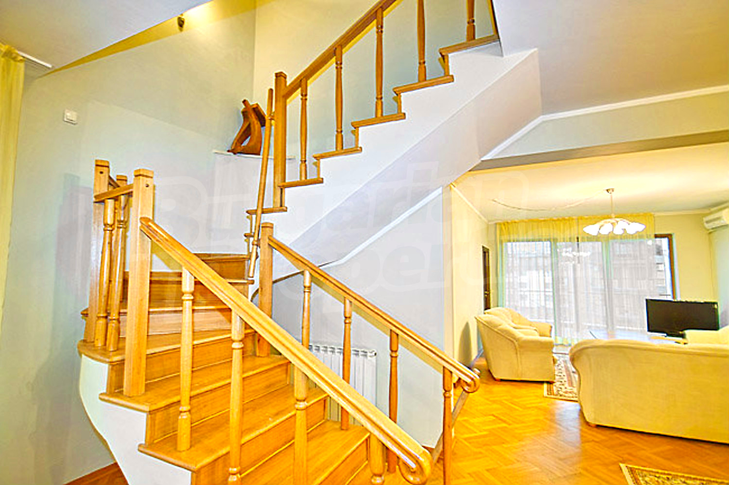 Gallery Picture 15