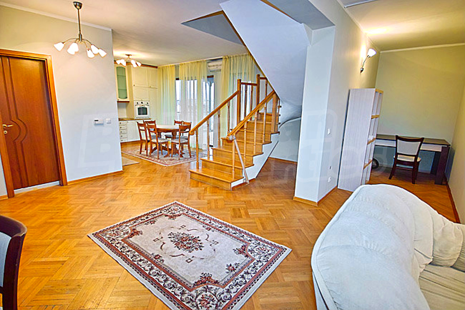 Gallery Picture 8