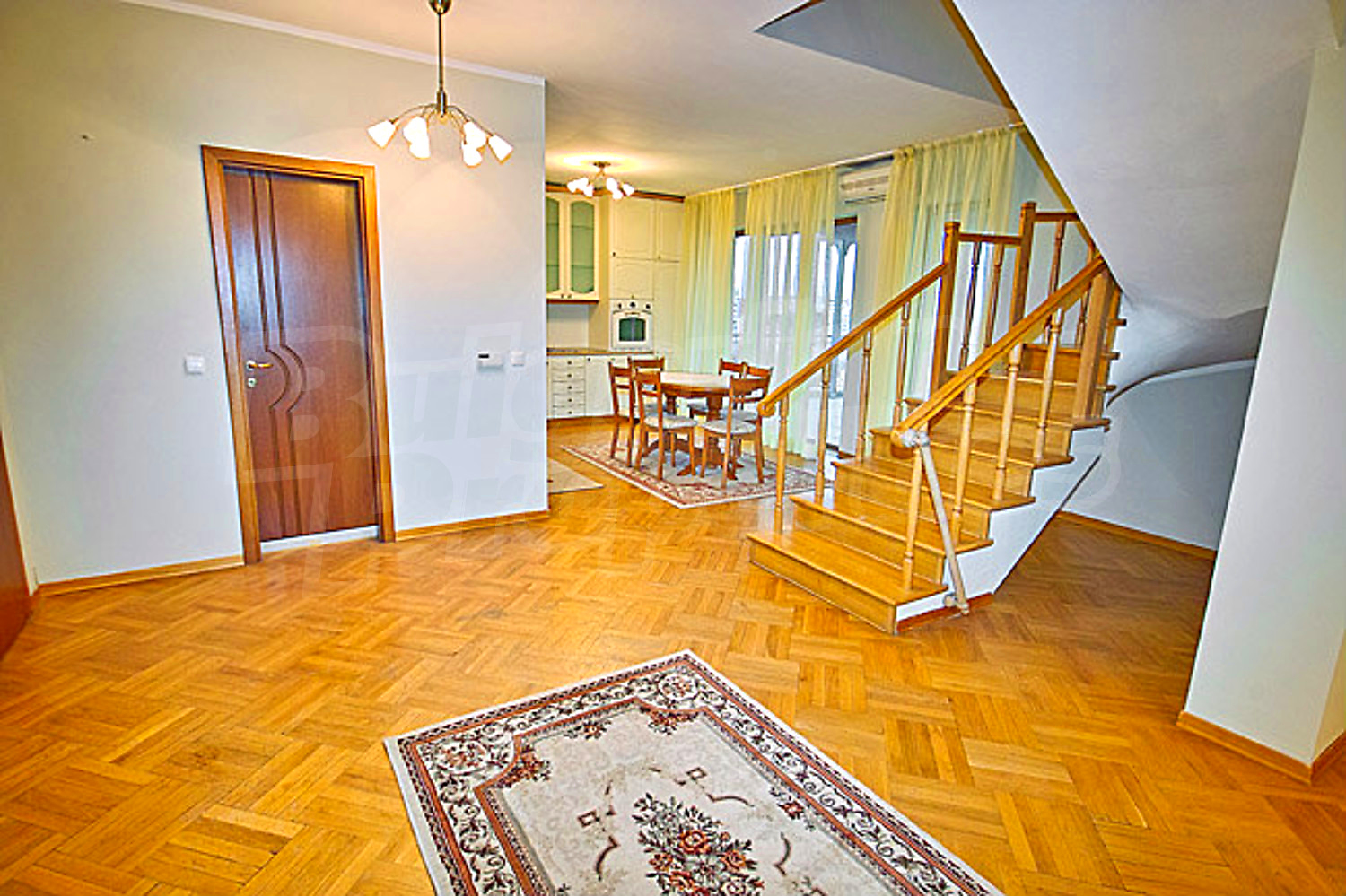 Gallery Picture 9