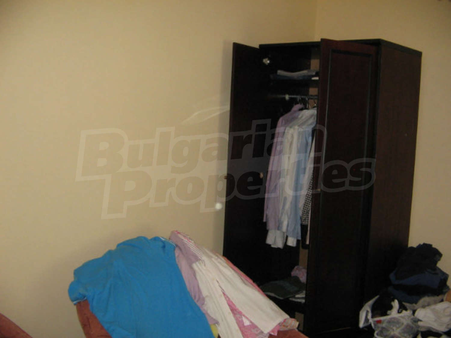 Gallery Picture 4