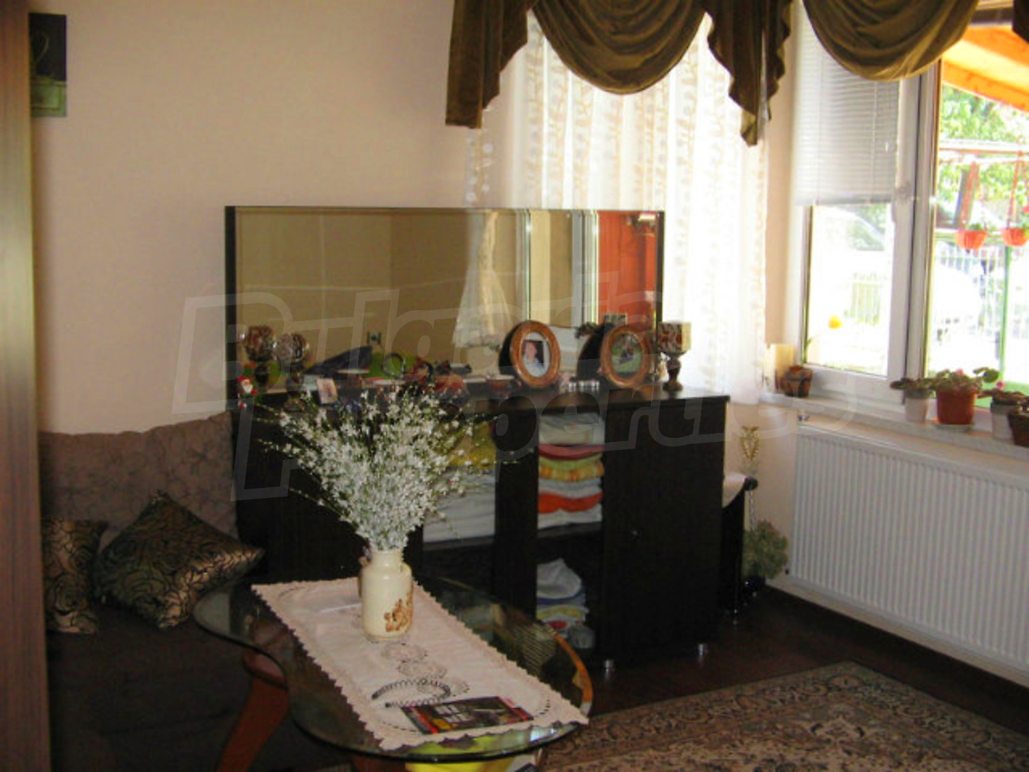 Gallery Picture 8