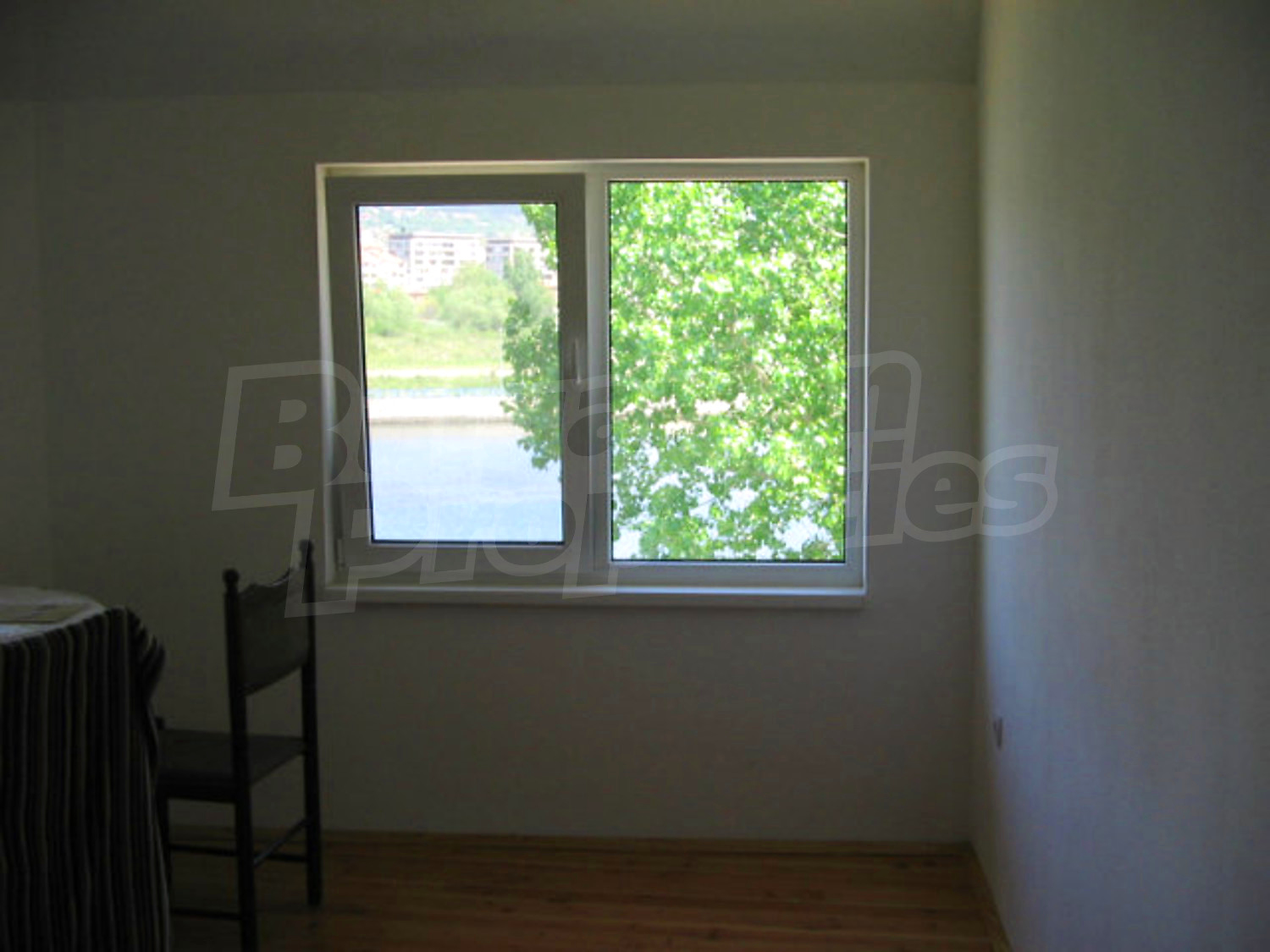 Gallery Picture 14