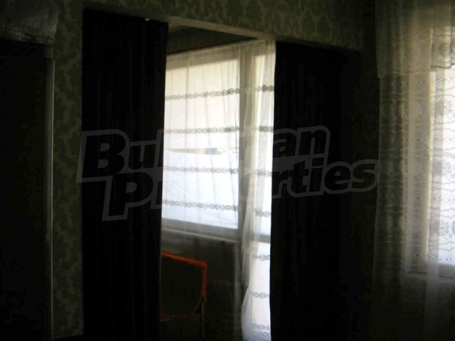 Gallery Picture 9