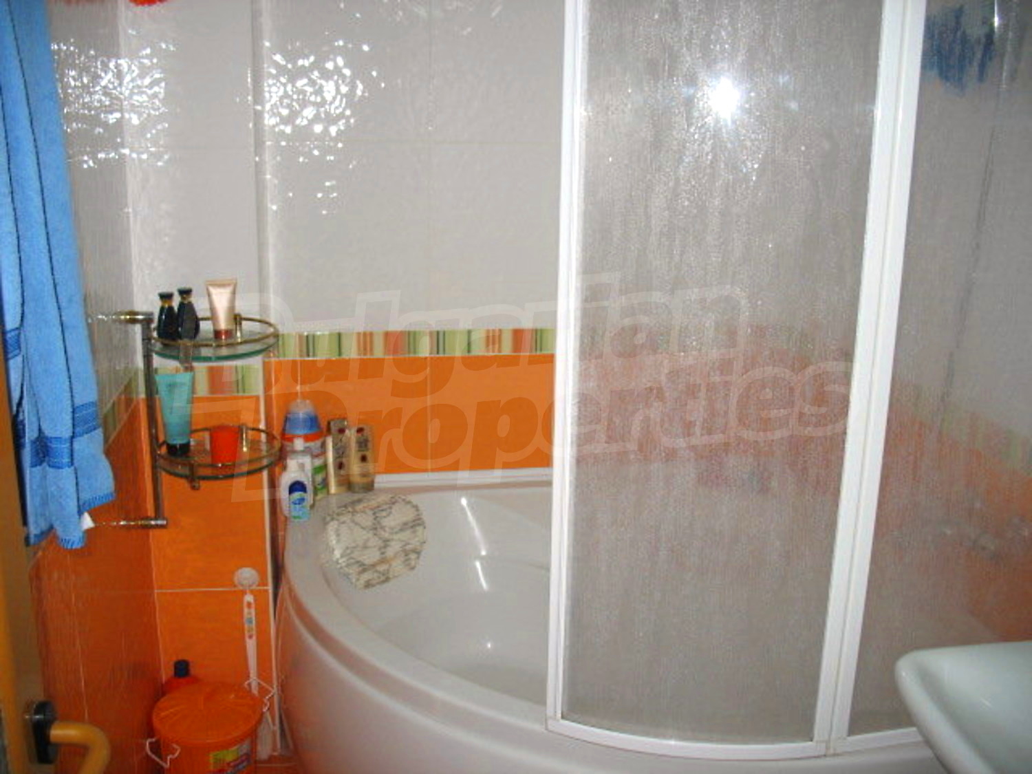 Gallery Picture 9