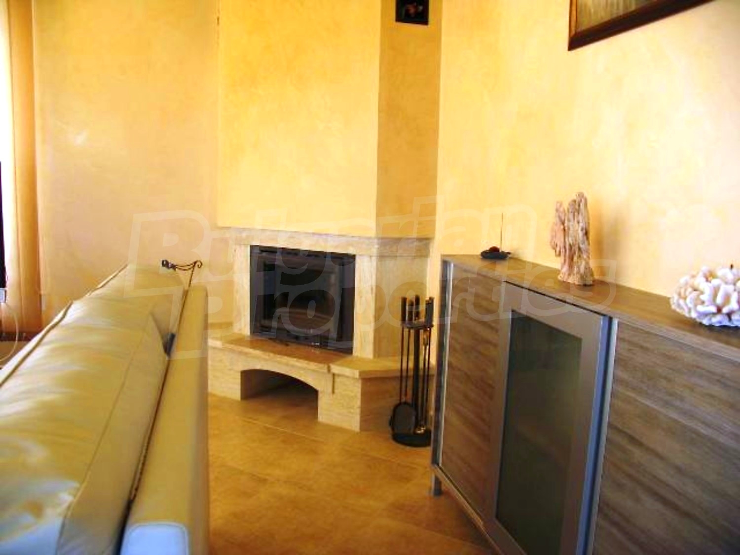 Gallery Picture 16