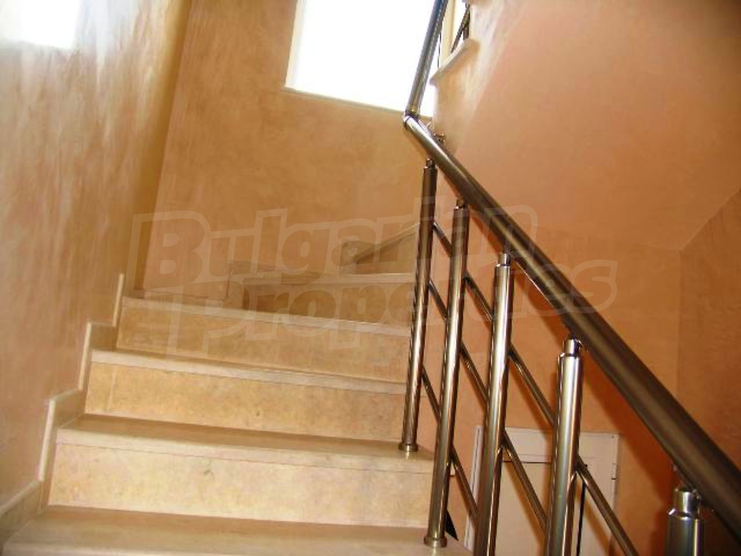Gallery Picture 26