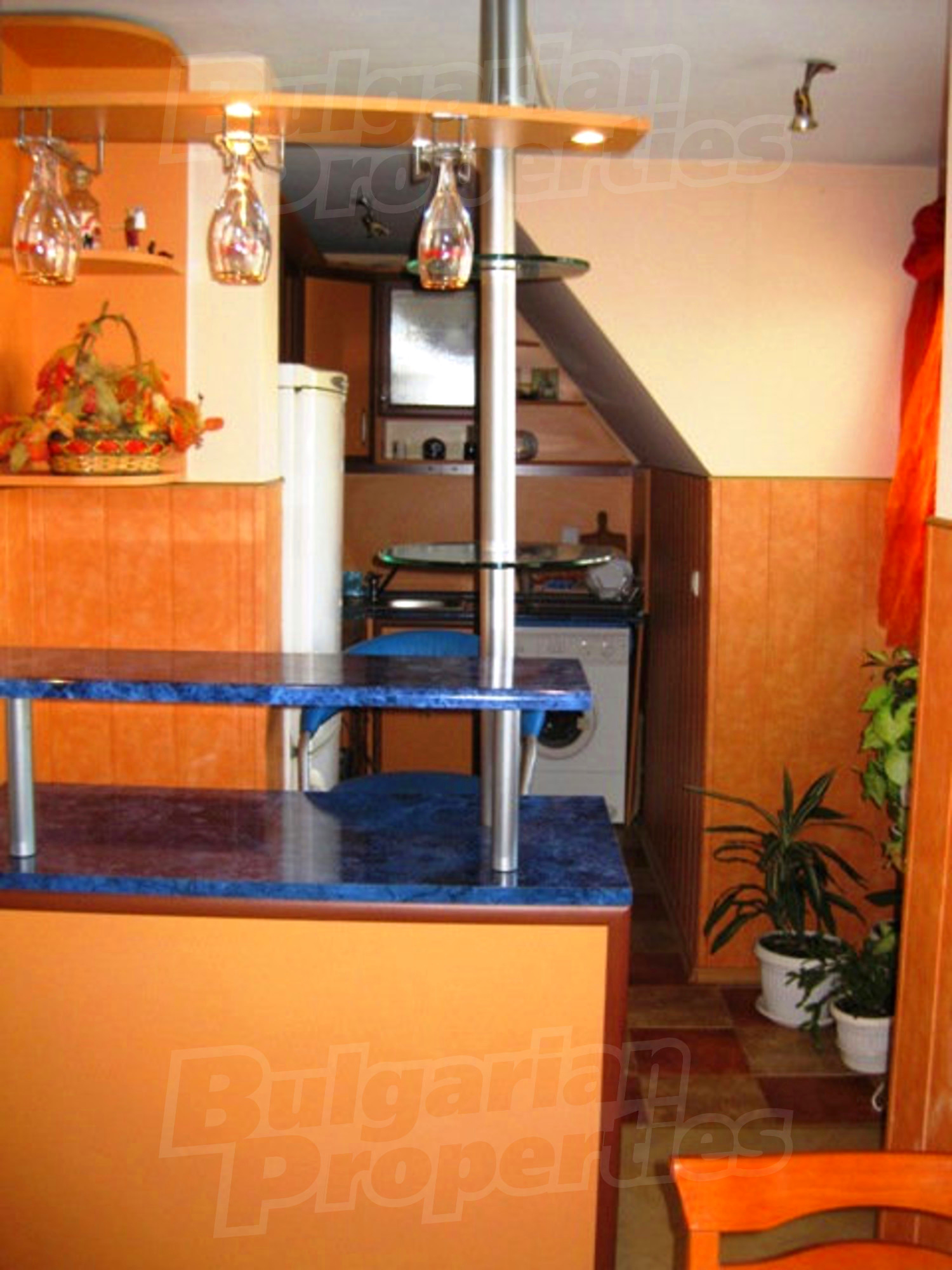 Gallery Picture 10