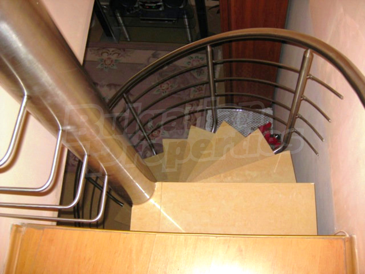 Gallery Picture 14