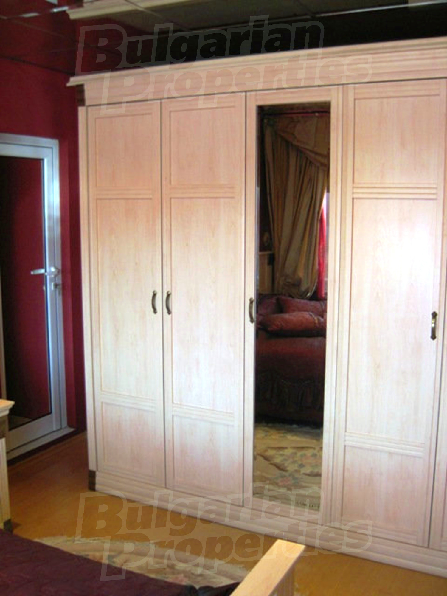 Gallery Picture 16