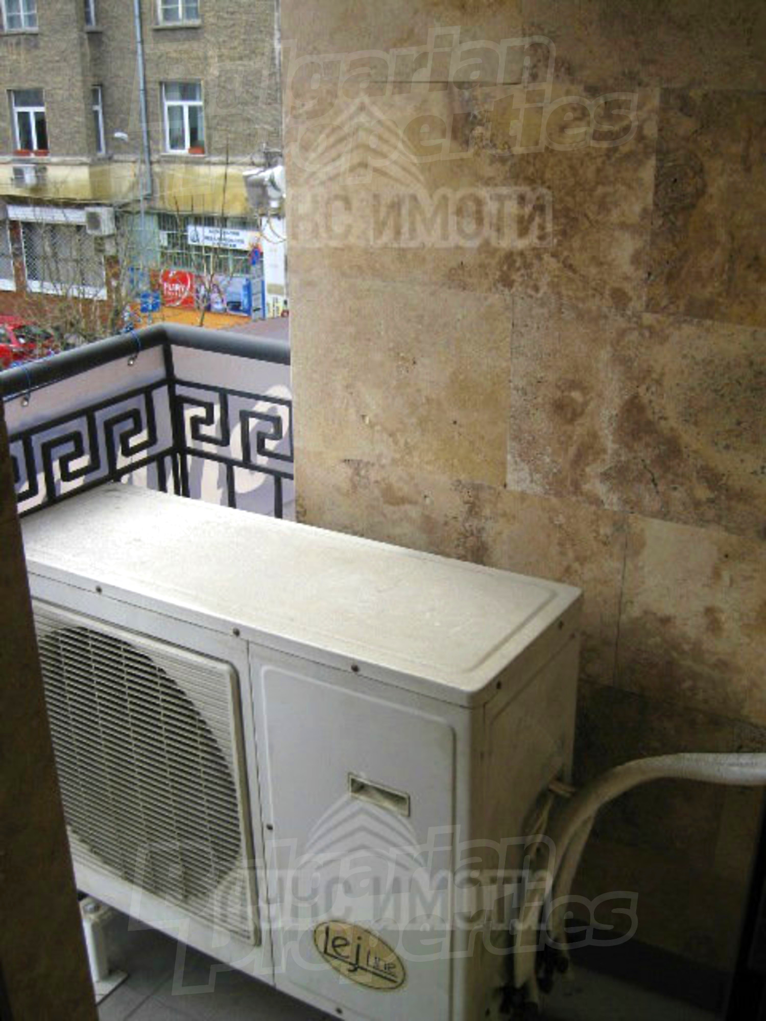 Gallery Picture 10