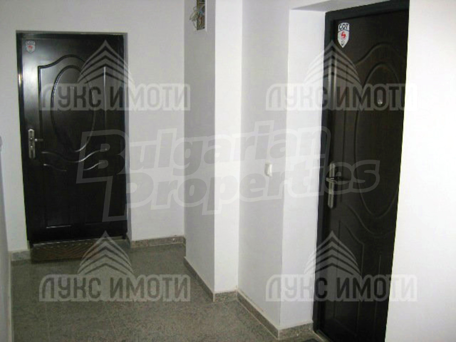 Gallery Picture 12