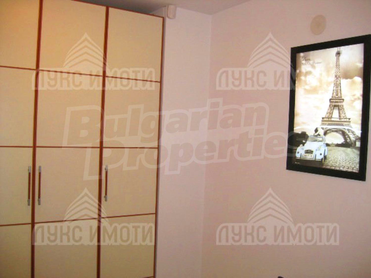 Gallery Picture 5