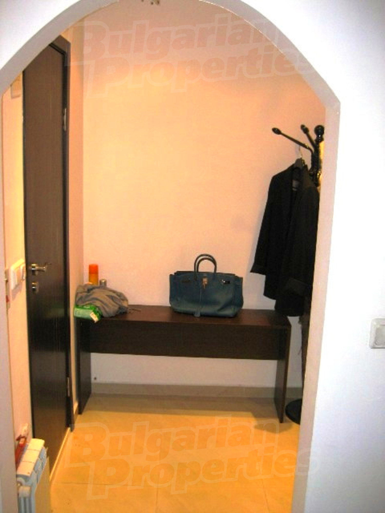 Gallery Picture 10