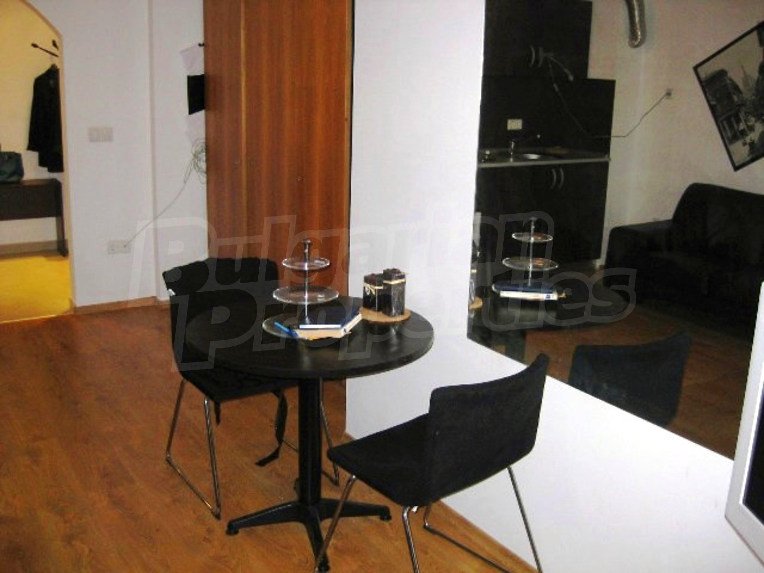 Gallery Picture 8