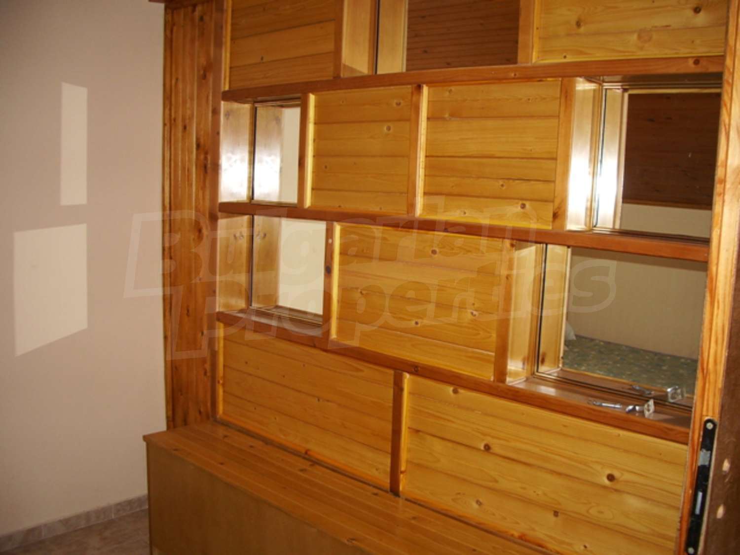 Gallery Picture 13