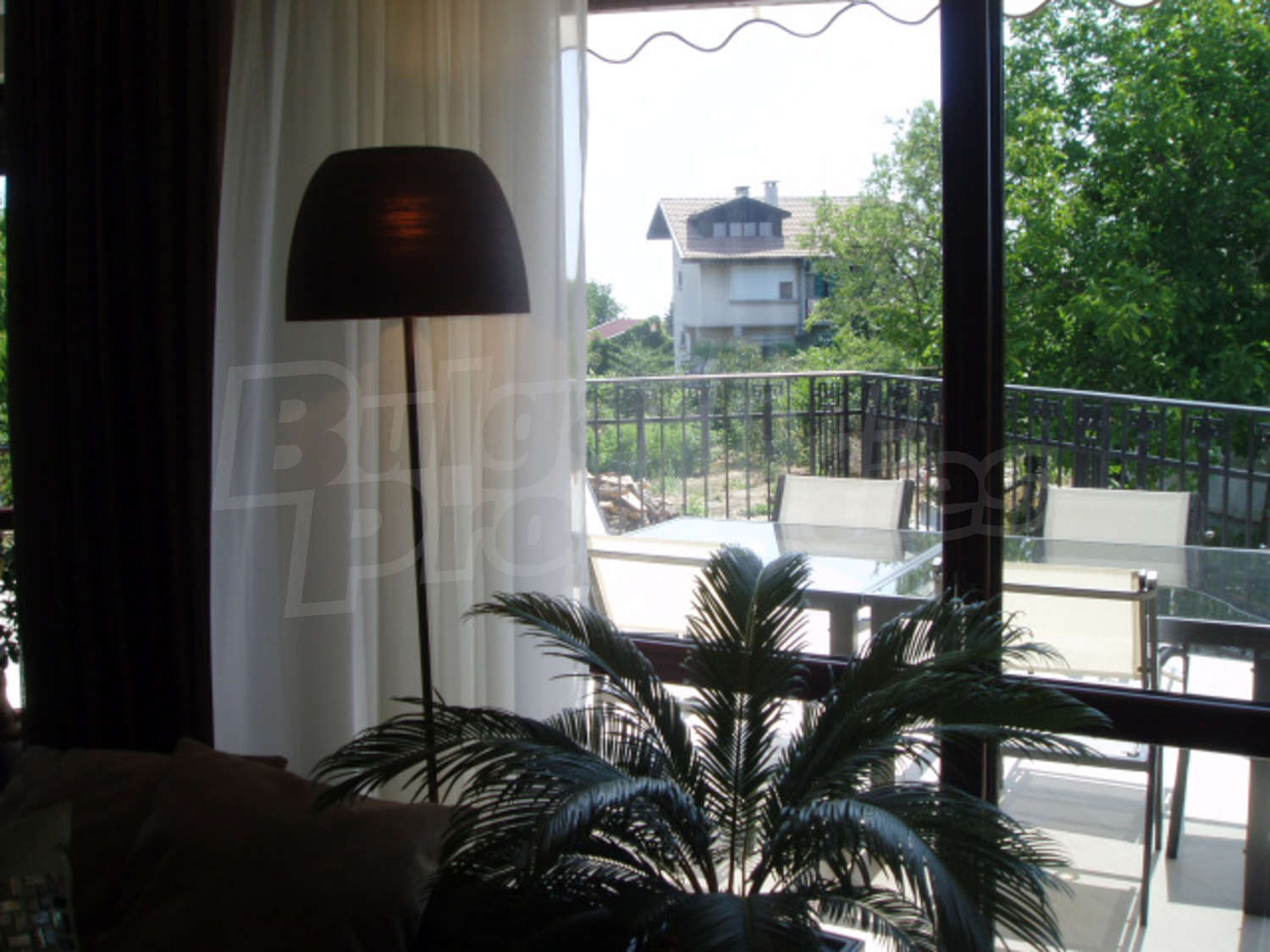 Gallery Picture 11