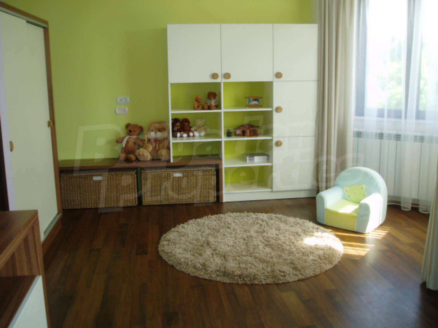 Gallery Picture 29
