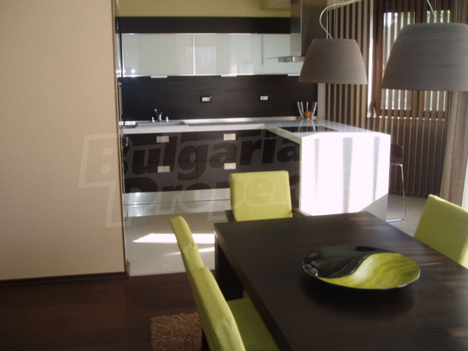 Gallery Picture 8