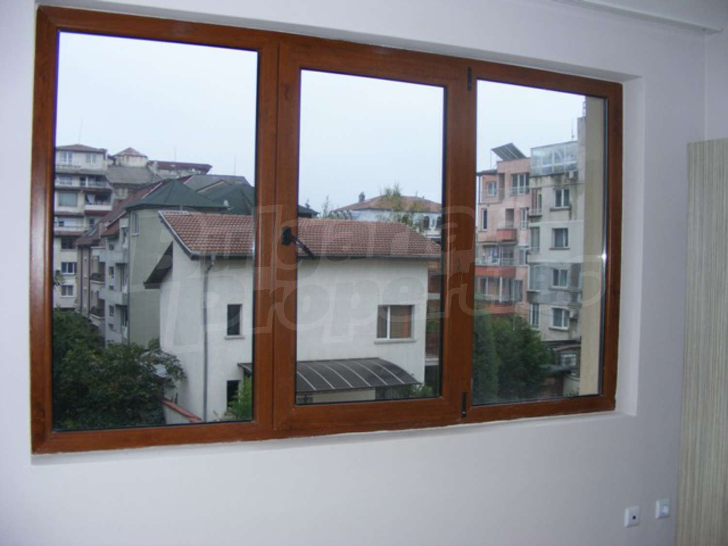 Gallery Picture 12