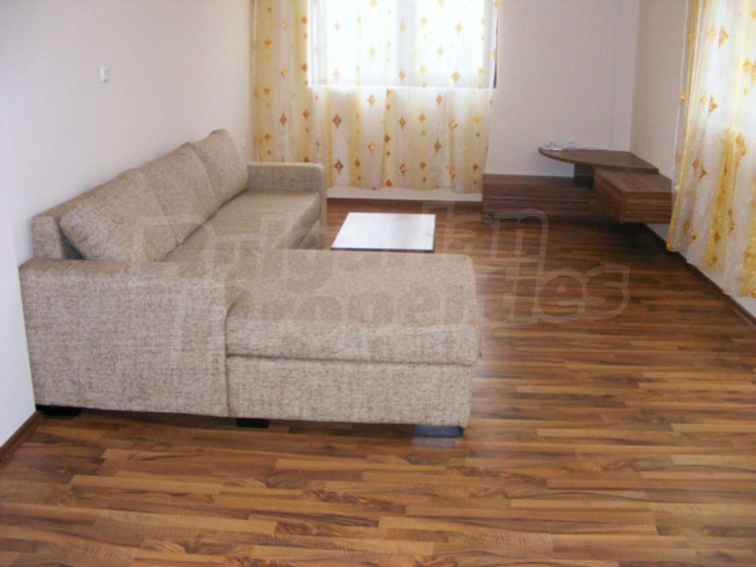 Gallery Picture 6