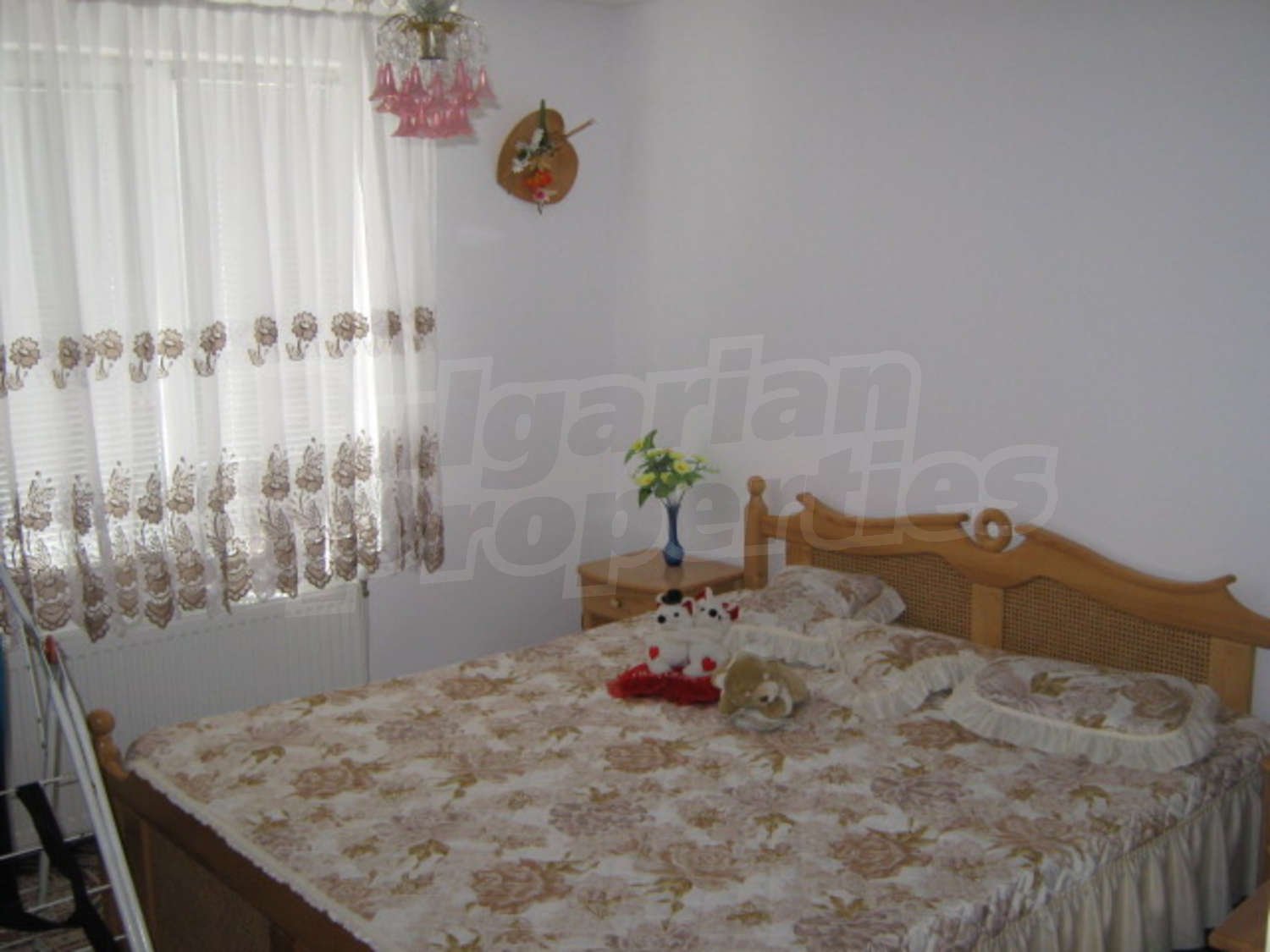 Gallery Picture 12