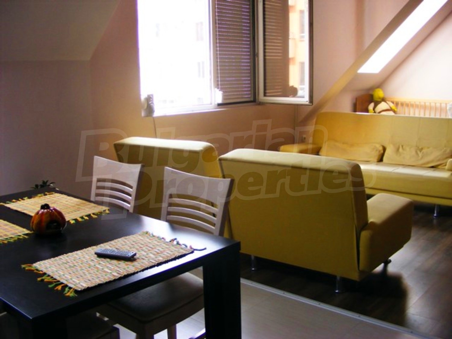 Gallery Picture 10